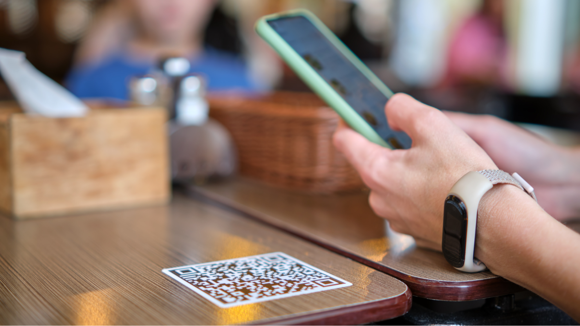 The Benefits of QR Code Restaurant Ordering for Customers and Business Owners